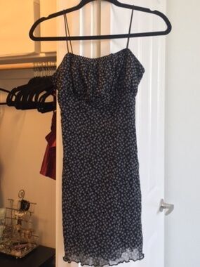 Forever 21 Daisy Printed Body con Sundress